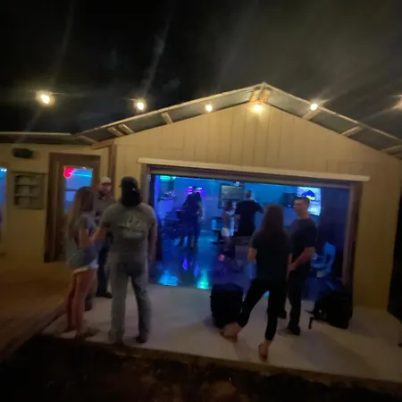 Toes Up Resort-3